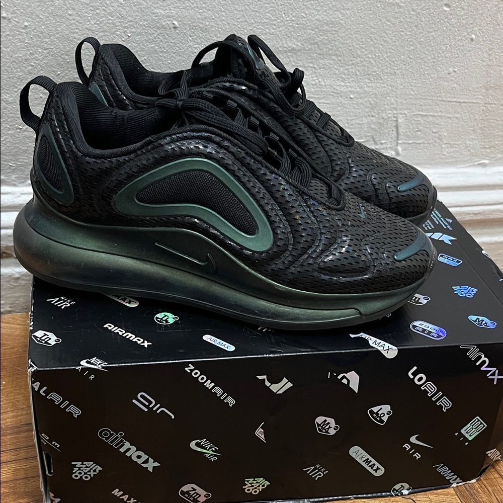 Nike Air Max Sneakers